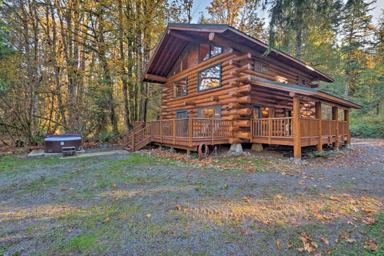 Riverfront Gold Bar Log Cabin Near Stevens Pass! ภายนอก รูปภาพ