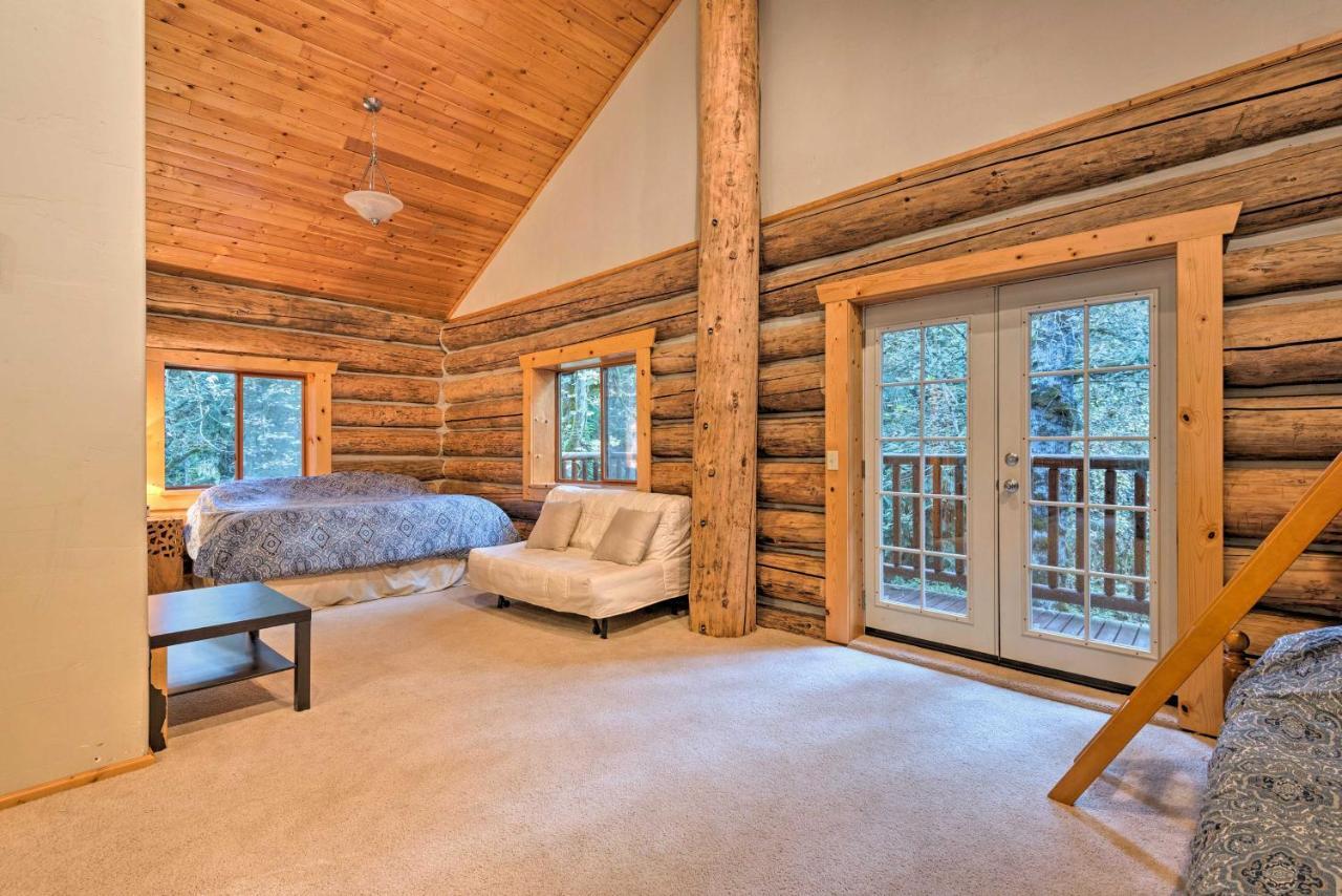 Riverfront Gold Bar Log Cabin Near Stevens Pass! ภายนอก รูปภาพ