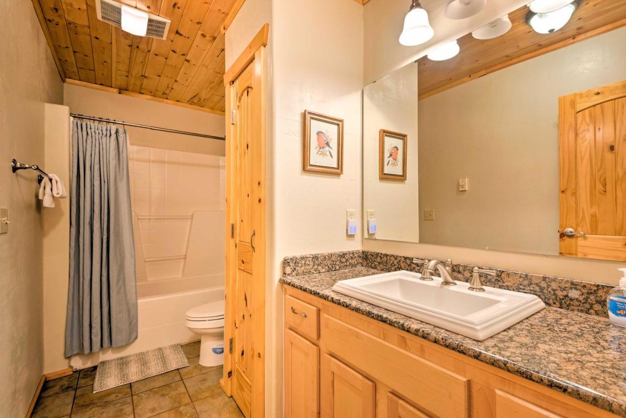 Riverfront Gold Bar Log Cabin Near Stevens Pass! ภายนอก รูปภาพ